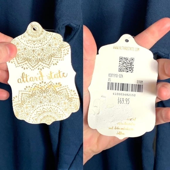 Altar’d State Long Sleeve Navy and Whites Tie Dye Long Sleeve Sweatshirt Dress - Picture 6 of 16